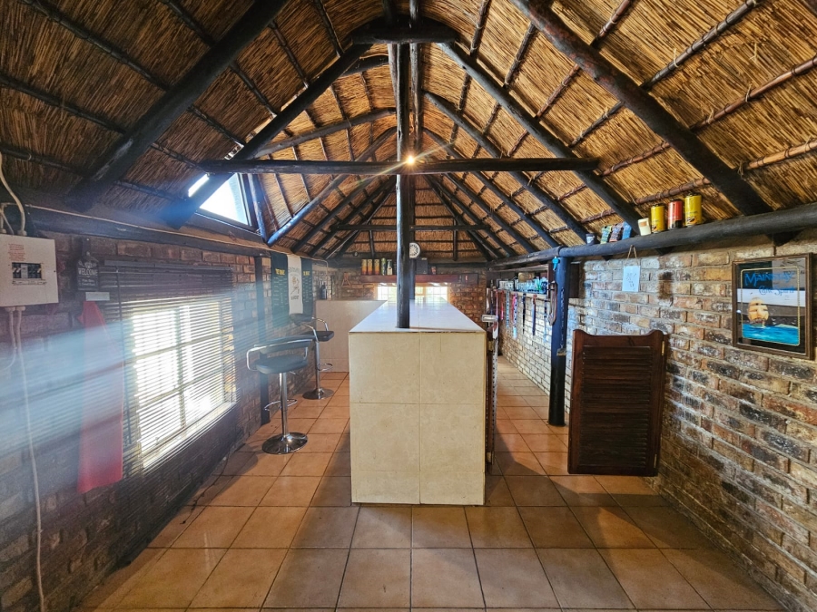 5 Bedroom Property for Sale in Bedelia Free State